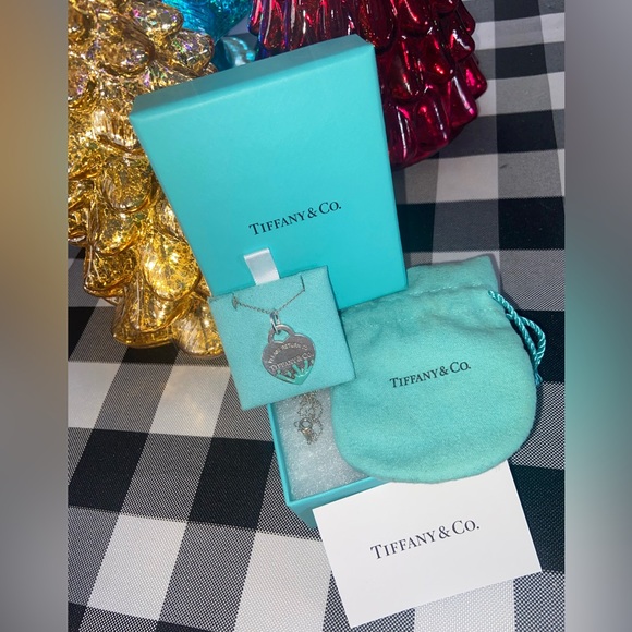 Tiffany and Co. Tiffany Blue Paint Splatter Pendant & Chain (Retired) - Picture 8 of 10